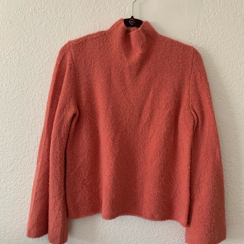 Forever 21 pink long sleeve sweater